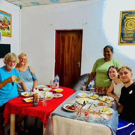 Sigiri Lakshan Home Stay Sigiriya Luaran gambar