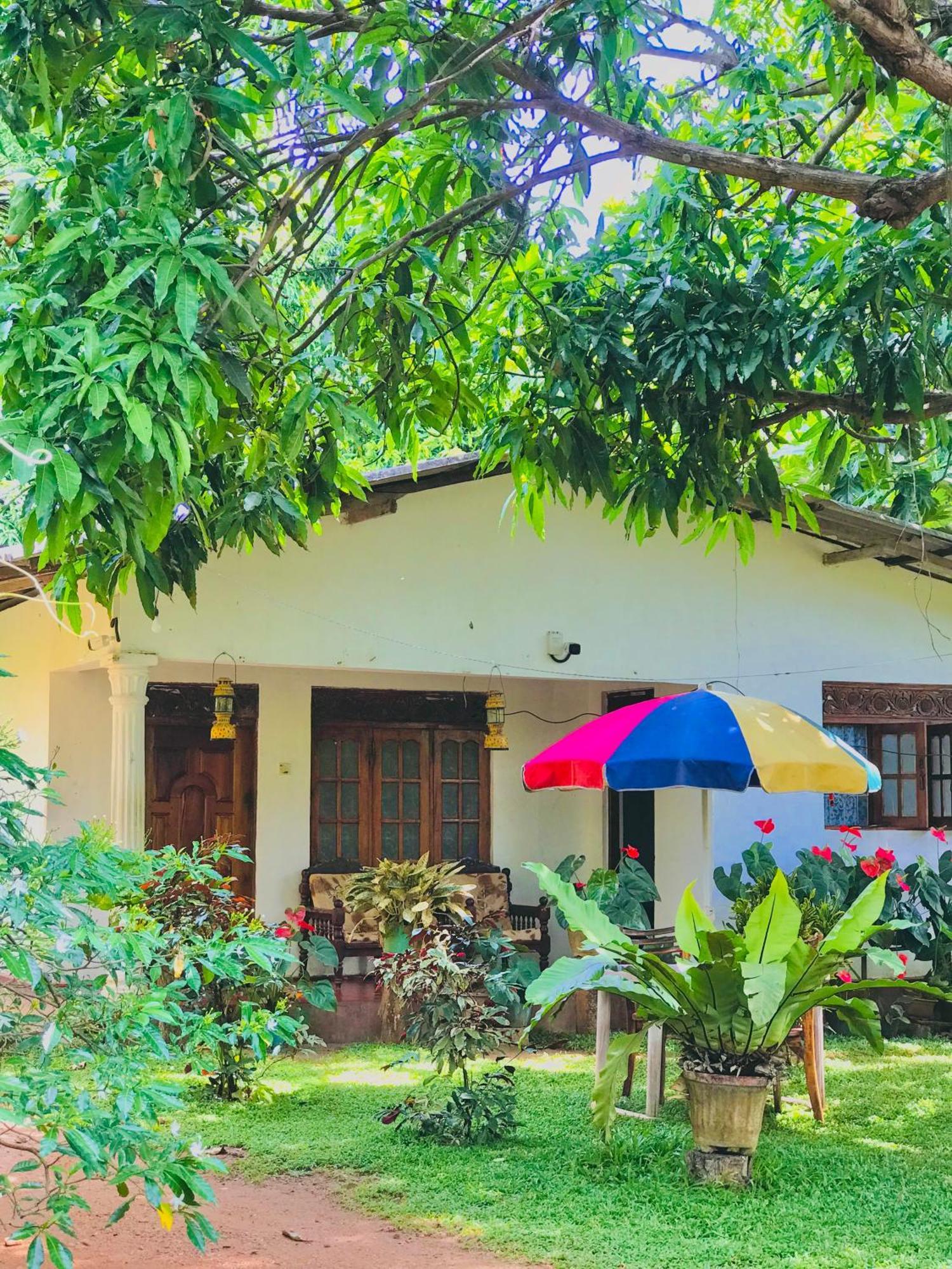 Sigiri Lakshan Home Stay Sigiriya Luaran gambar